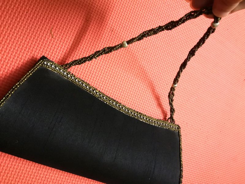 Black Coloured Cylinder Type Hand Bag