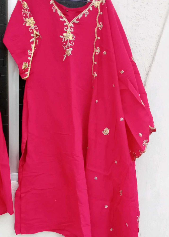 Elegant Rani Pink Kurta Set