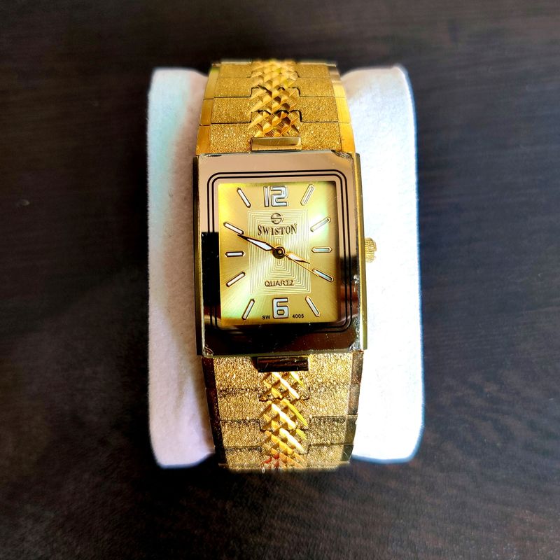 SWISTON QUARTZ💛