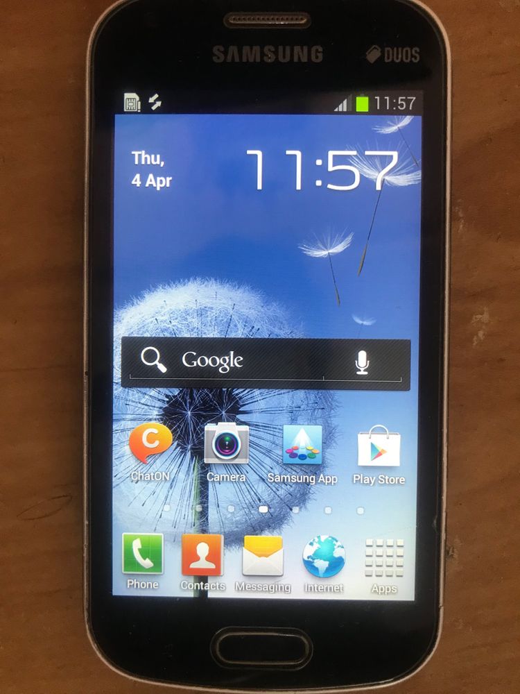 SAMSUNG Galaxy Duos GT-S7562