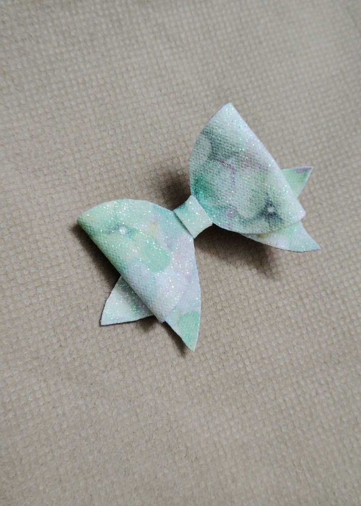 Pastel Green Floral Hairbow Clip