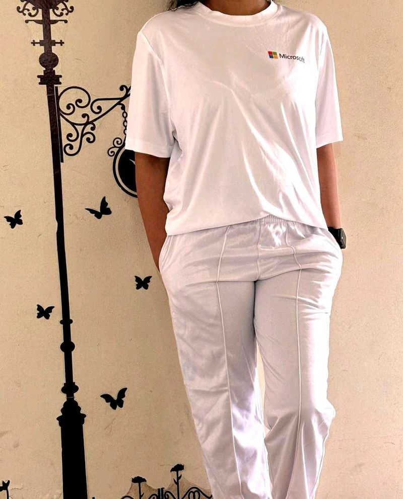 Puma Tshirt And Joggers Set.