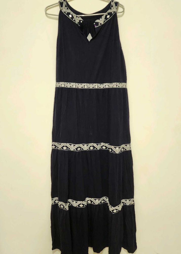 Dress - New × 2 (Beige And Navy Blue)