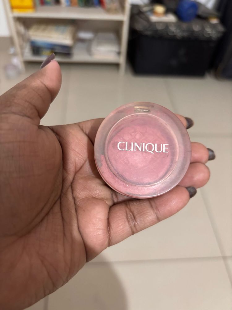 Combo - Clinique Blush &amp; Yoyoso EyeShadow Palette