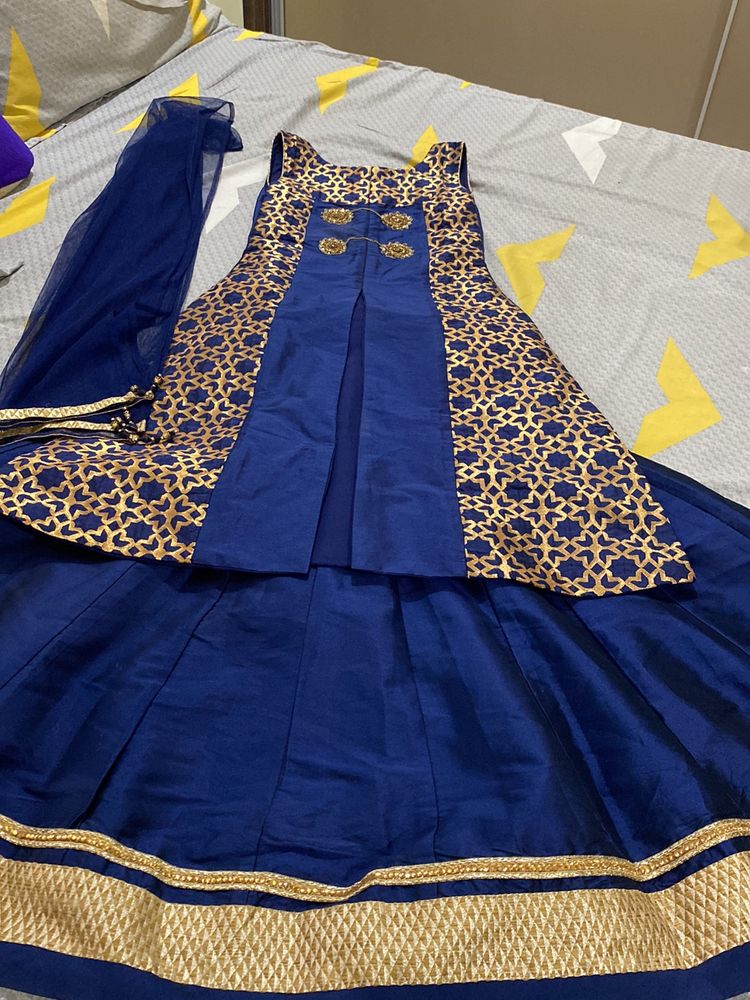 Traditional Kirti-skirt Set