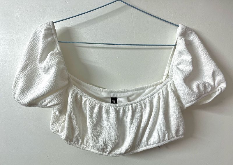H&amp;M White Puff Sleeve Bralette Crop Top