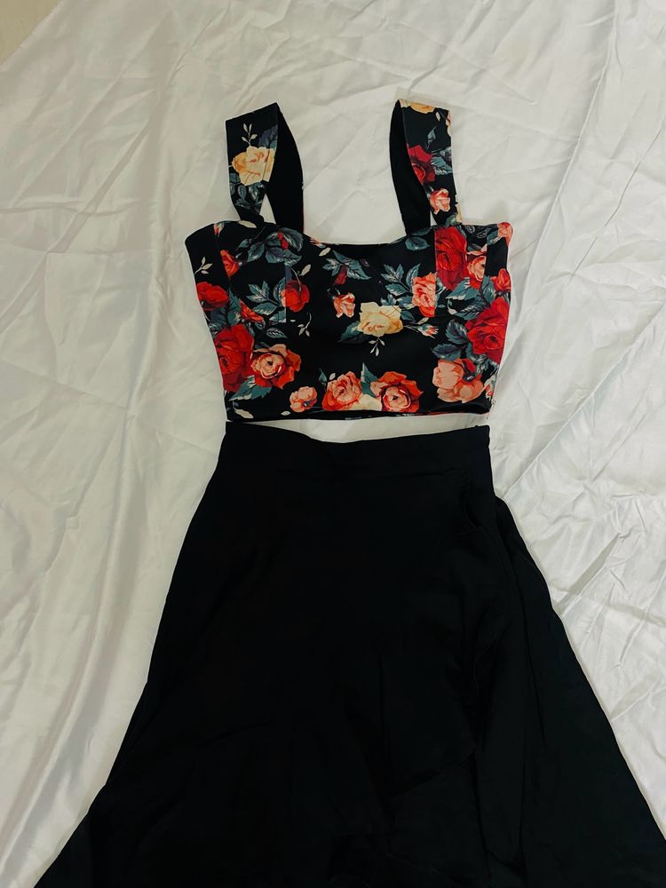 Ewa Young Black Floral Crop Top &amp; Skirt