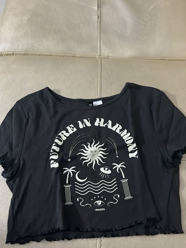 Black Graphic Print Crop Top