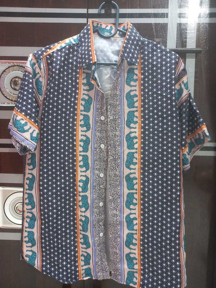Patterned Casual Shirt(price Negotiable)