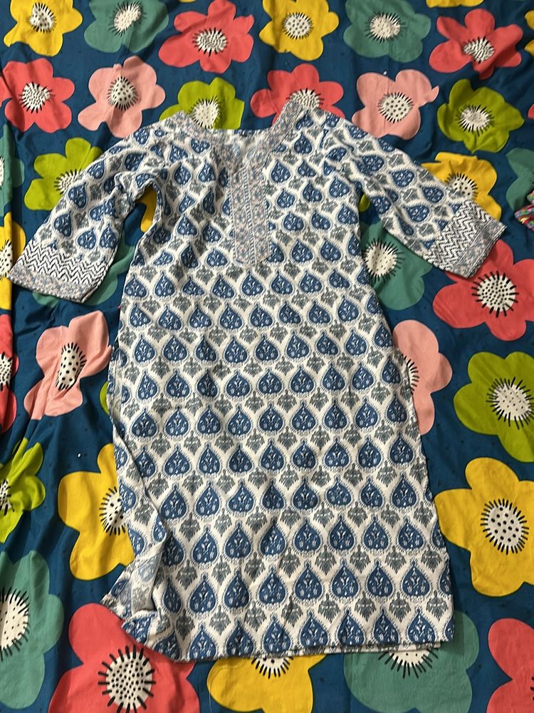 Kurta Set With Dupatta