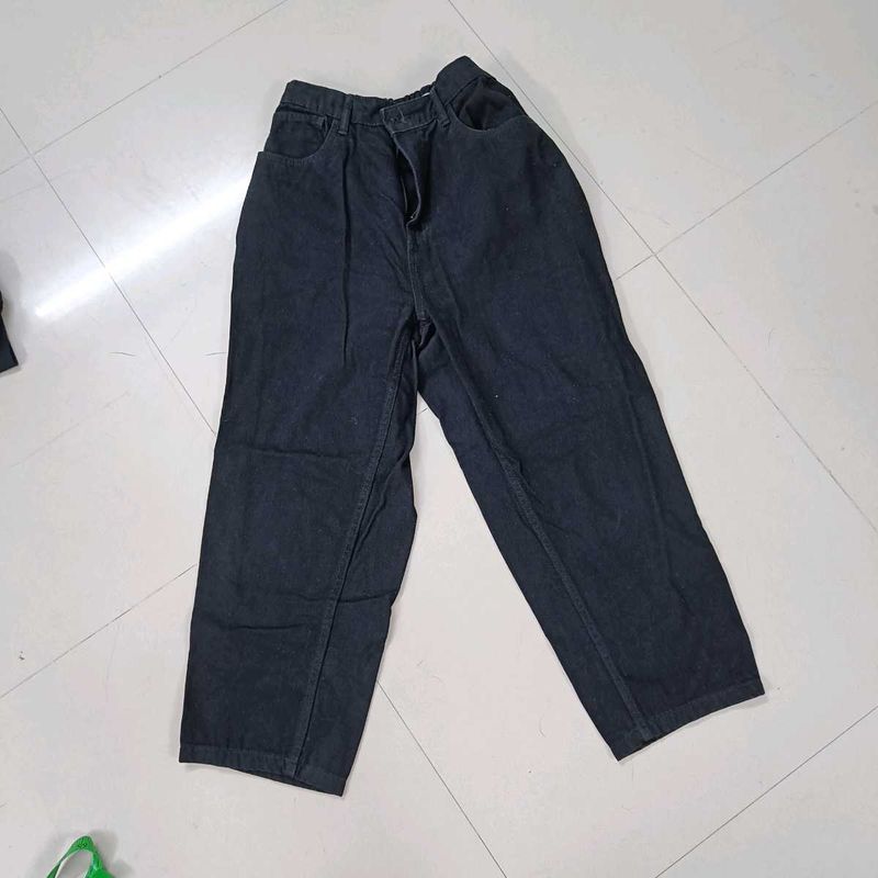 Black Mom Fit Jeans From Zudio