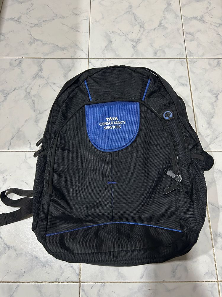 Premium Laptop Bag with 3 Chains &amp; 2 Side Pockets