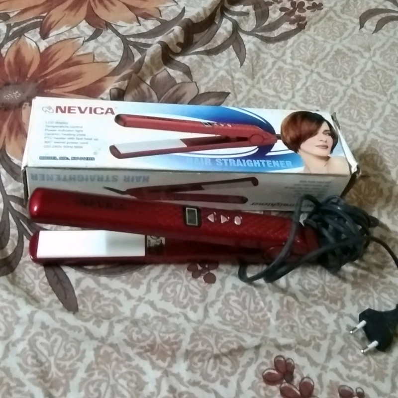 Hair straightener
