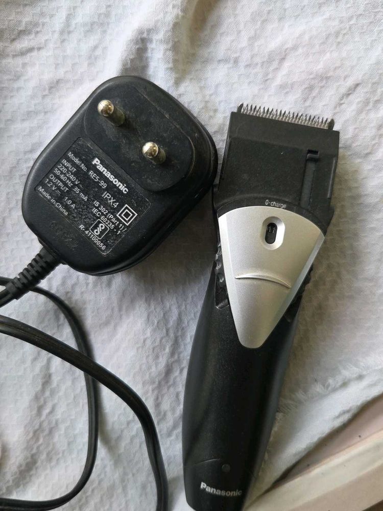 Panasonic Trimmer With Charger