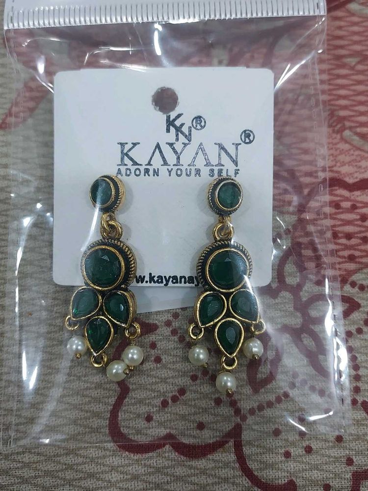 Kayan Green Stone Dangle Earrings