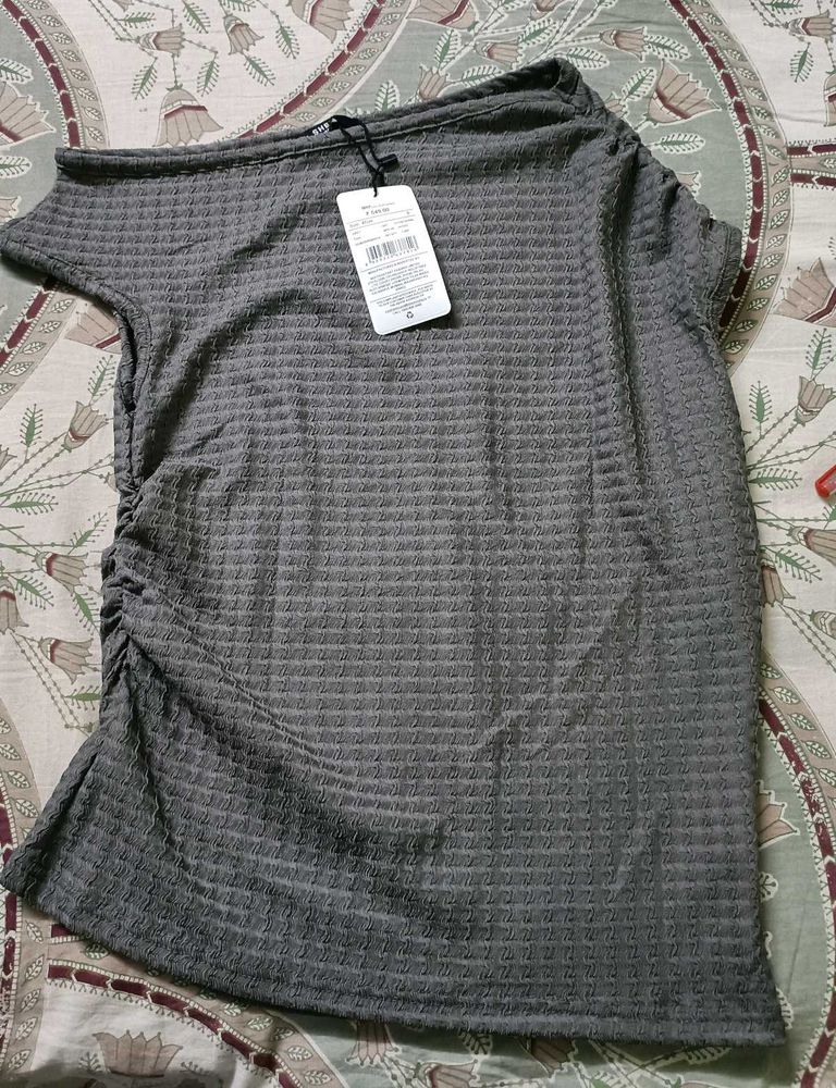 Gray One-Shoulder Top