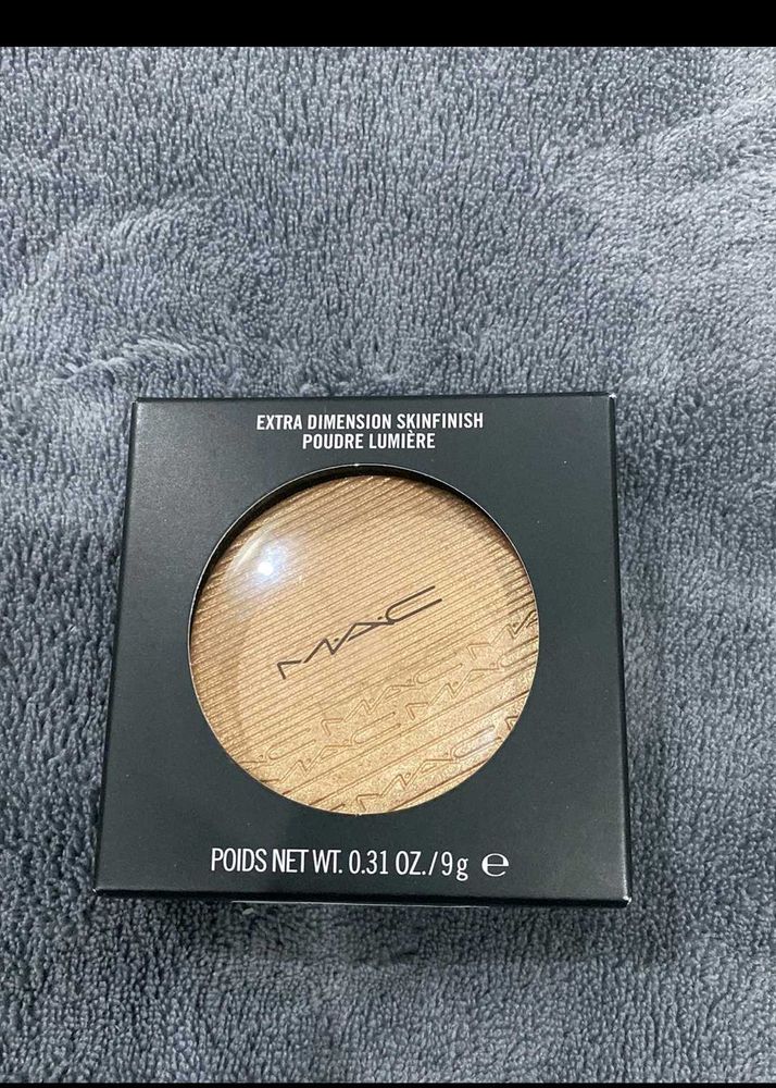 MAC Skinfinish