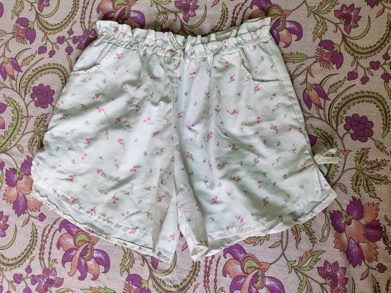 Floral Print White Shorts