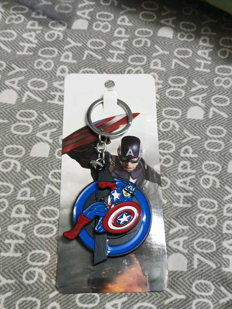 Captain America Keychain/Marvel superhero