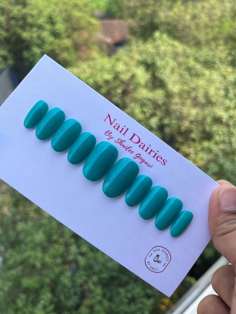 Combo Solid Colour Press-On Nails