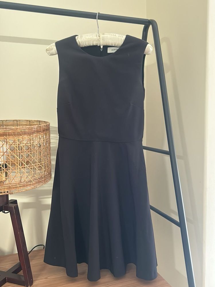 Black Sleeveless Fit &amp; Flare Dress