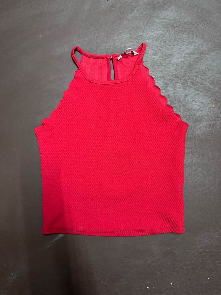 aesthetic Red Sleeveless Crop Top