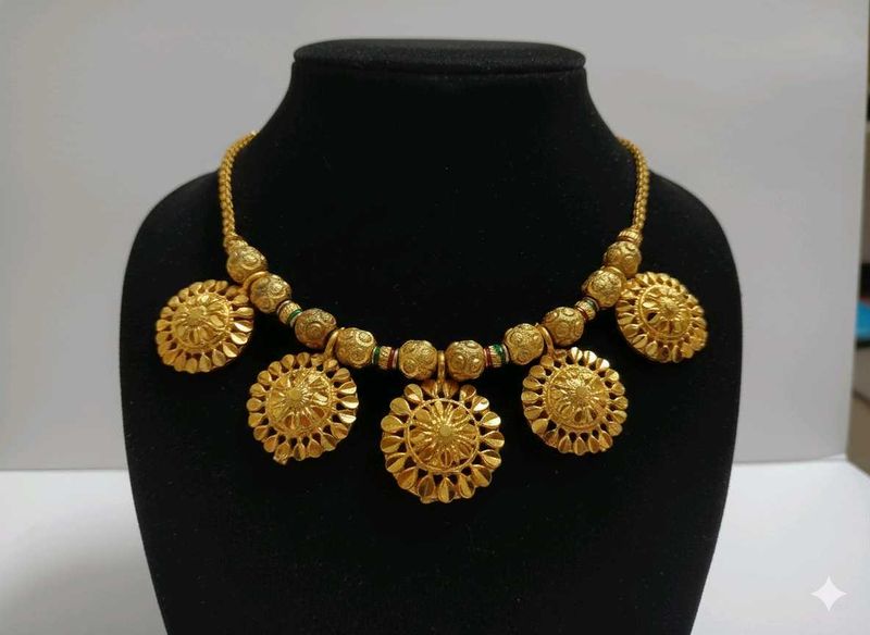 Elegant Gold-Tone Necklace