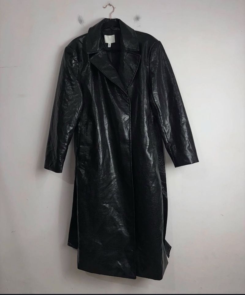 H&amp;M Long black jacket og 7k under only 2100