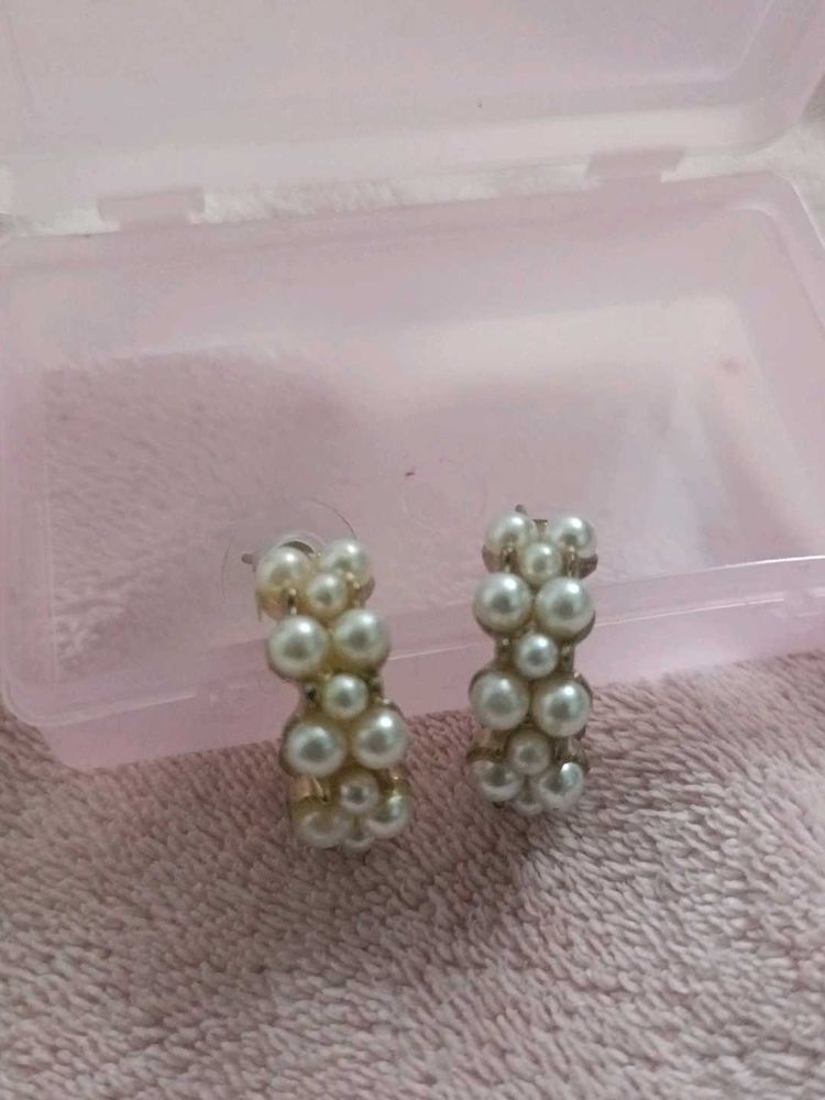 Pearl Cluster Hoop Earrings