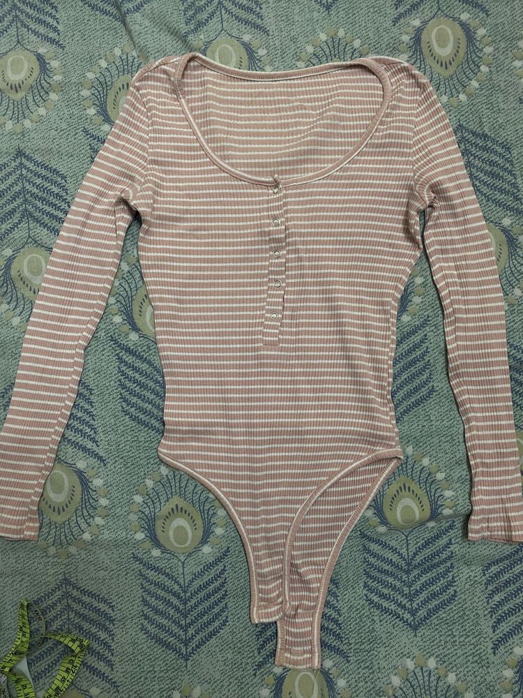 PINK BODYSUIT