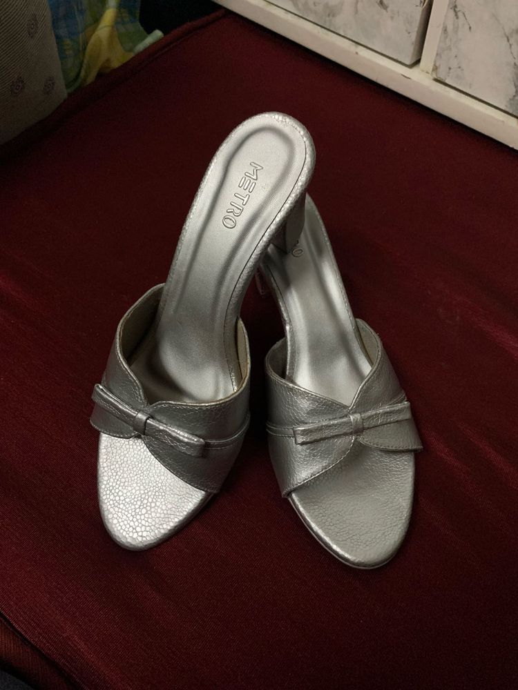 Silver Metro Heels with Bow Detail