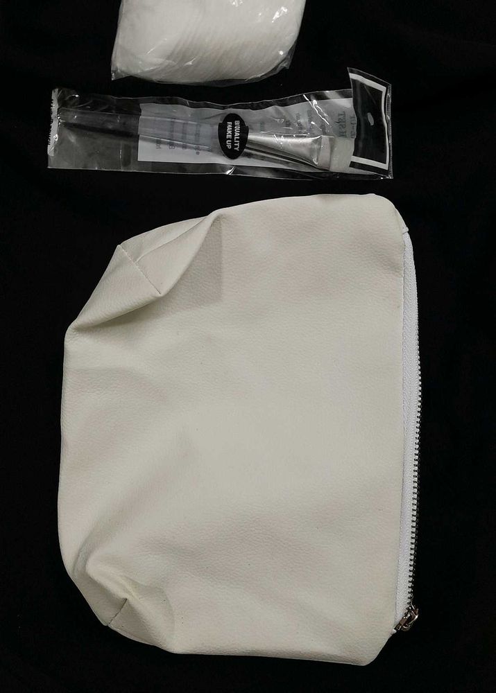 Cheryl&#39;s Cosmeceuticals Cosmetic Bag