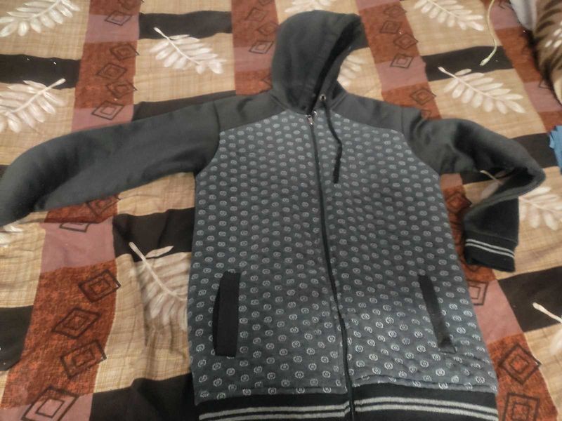 Black Jacket Hoodie Men Used Multiple times
