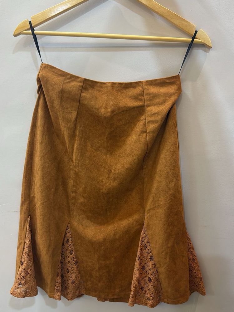 Light Brown pleated short skirt