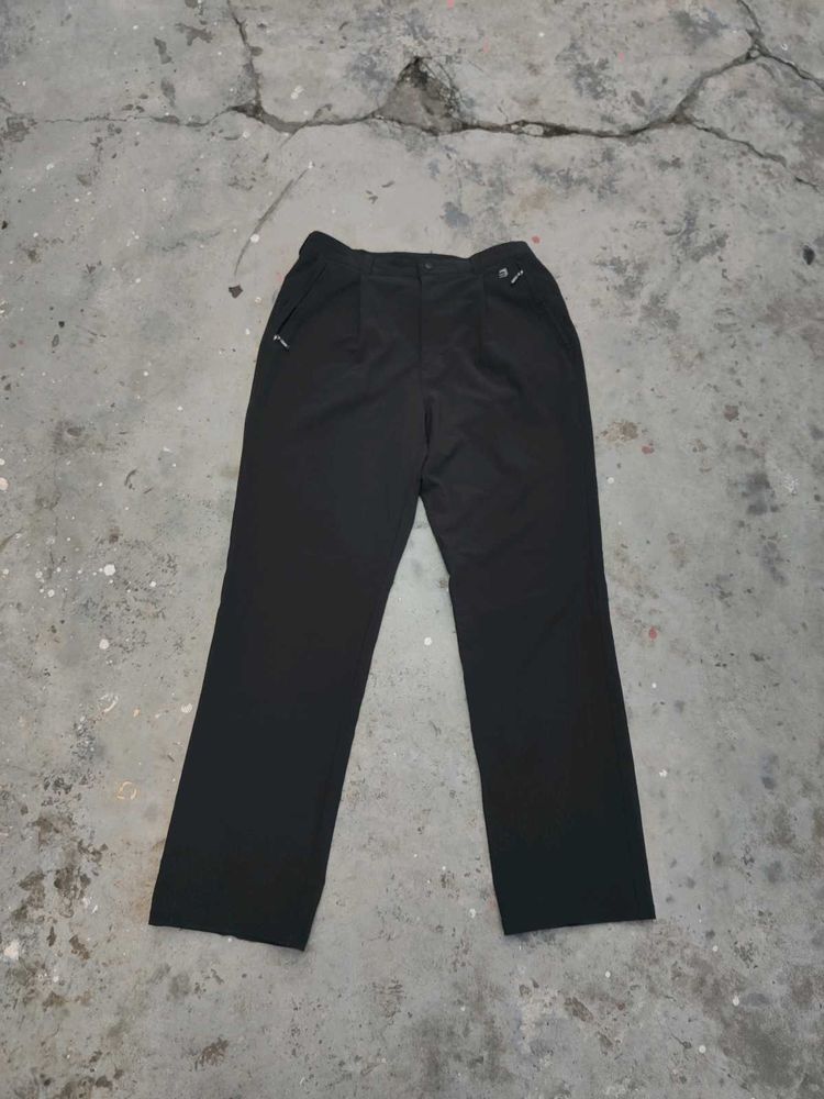 Black Trousers / track pants