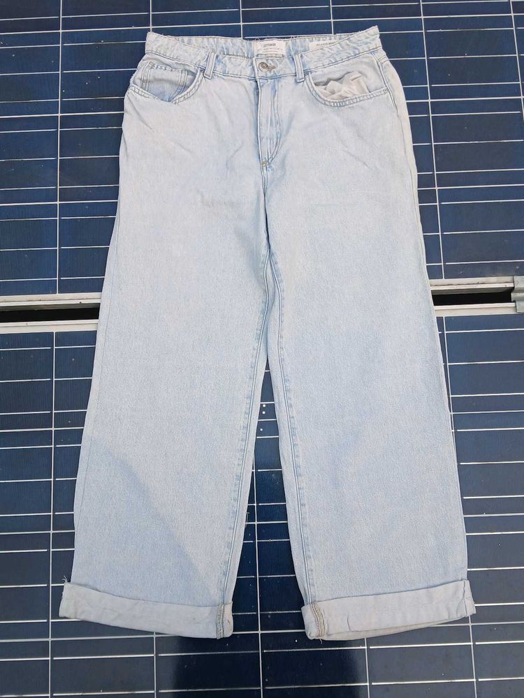 Light Wash Wide Leg Jeans