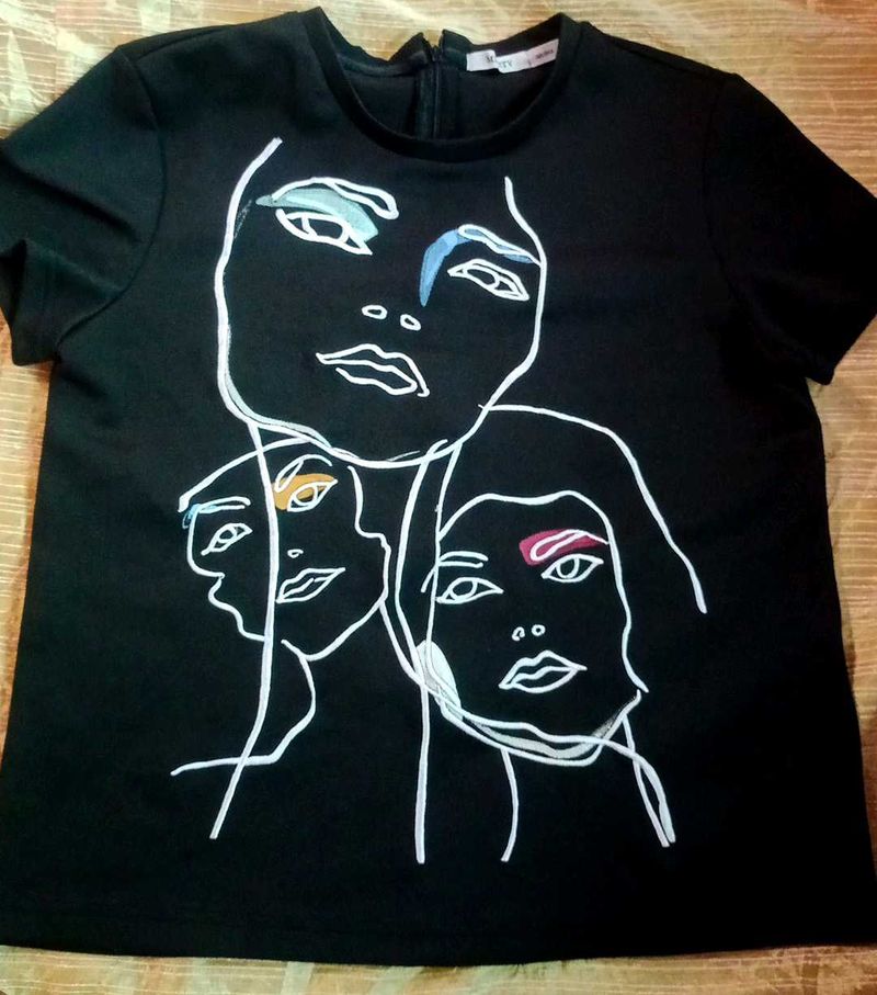 Embroidery Abstract Faces Graphic Tee