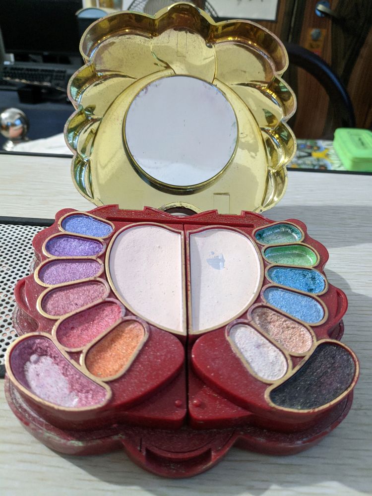 Make Up Kit