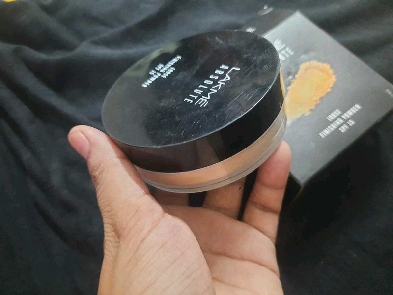 Lakme Absolute Powder