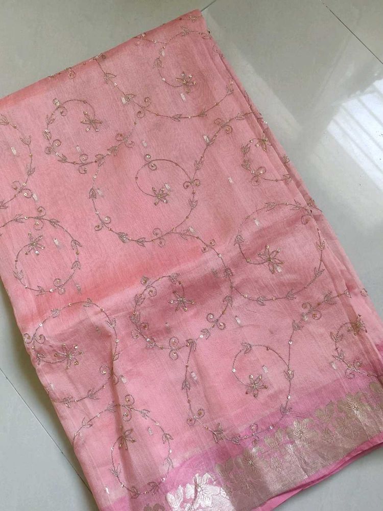 🥳Today Offer🥳Beautiful Embroided Organza Saree