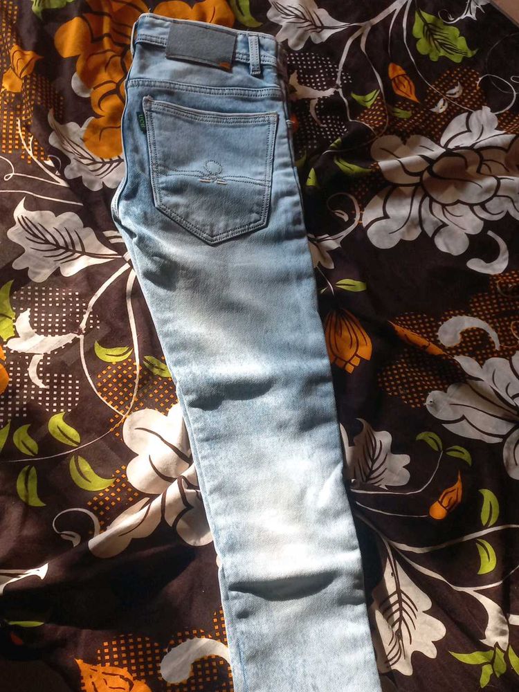 Light Wash Denim Jeans