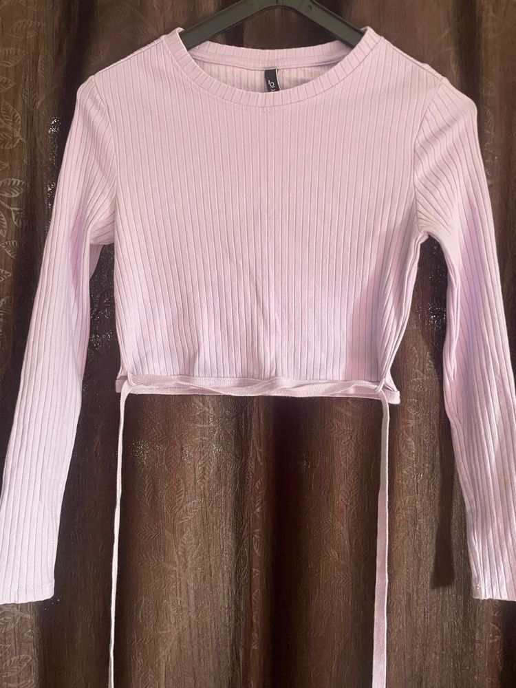 Full Sleeve Crop Top