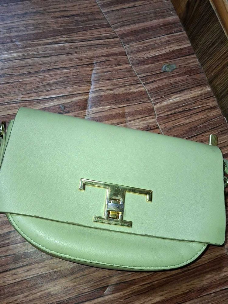shoulder bag