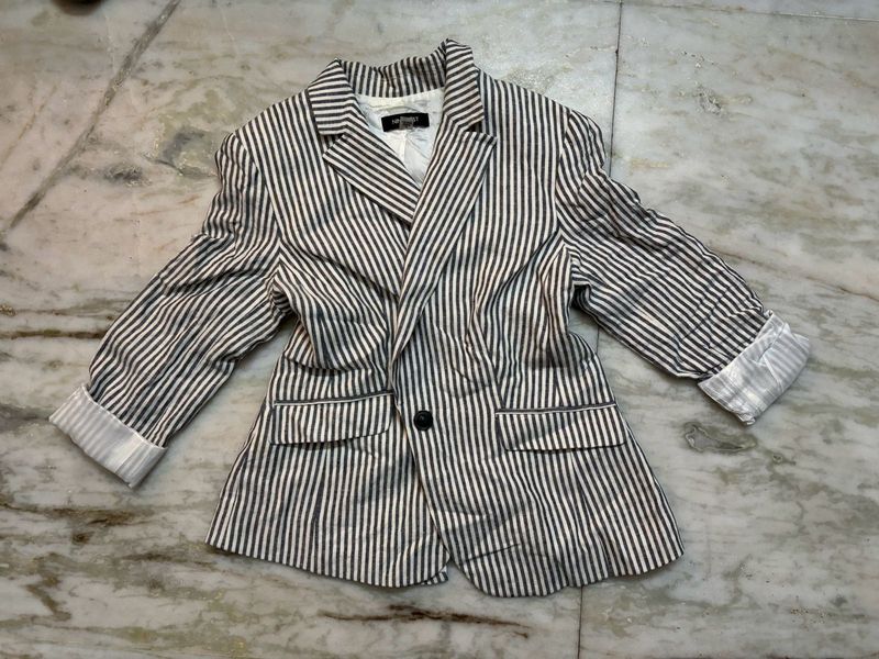 A White With Grey Stripes Blazer