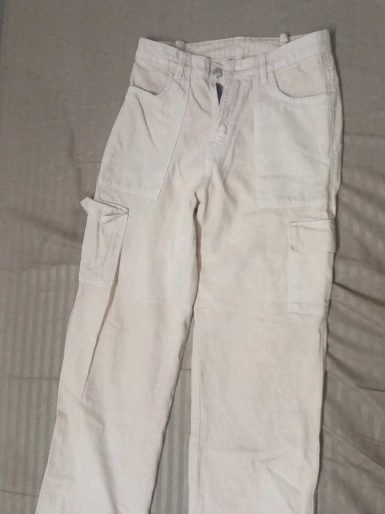 beige cargos