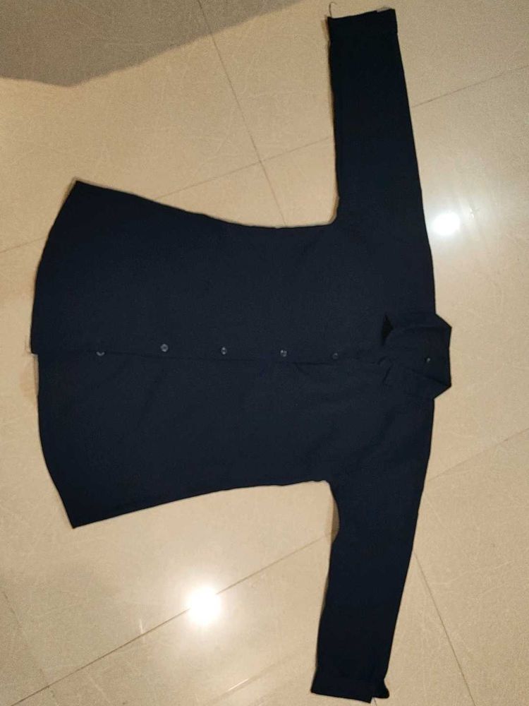 Elegant Navy Blur Shirt