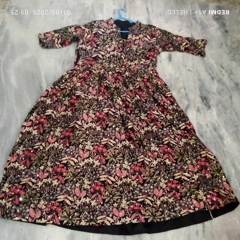 🎇 price Drops 🎇Heavy Floral Print Sequins Gown