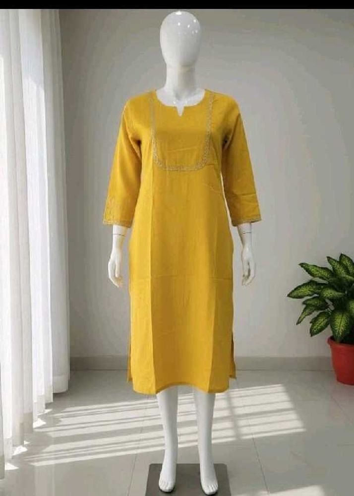 Mustard Yellow Embroidered Kurta(L)