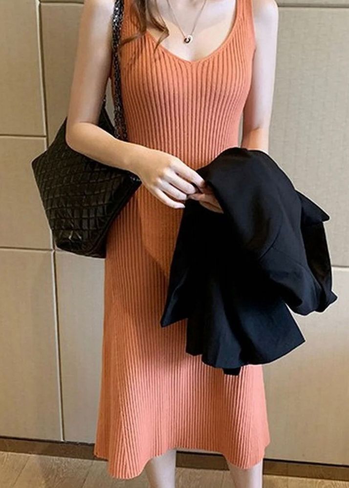 Elegant Ribbed Knit Maxi Dress