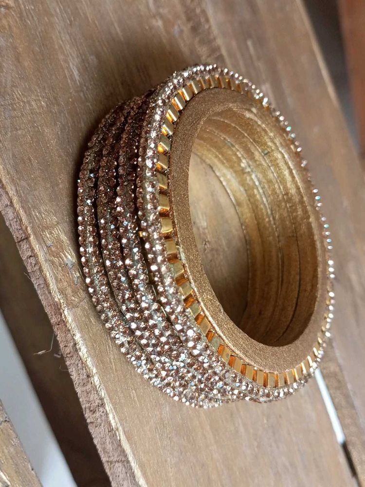 Lac Bangle With Stone Work